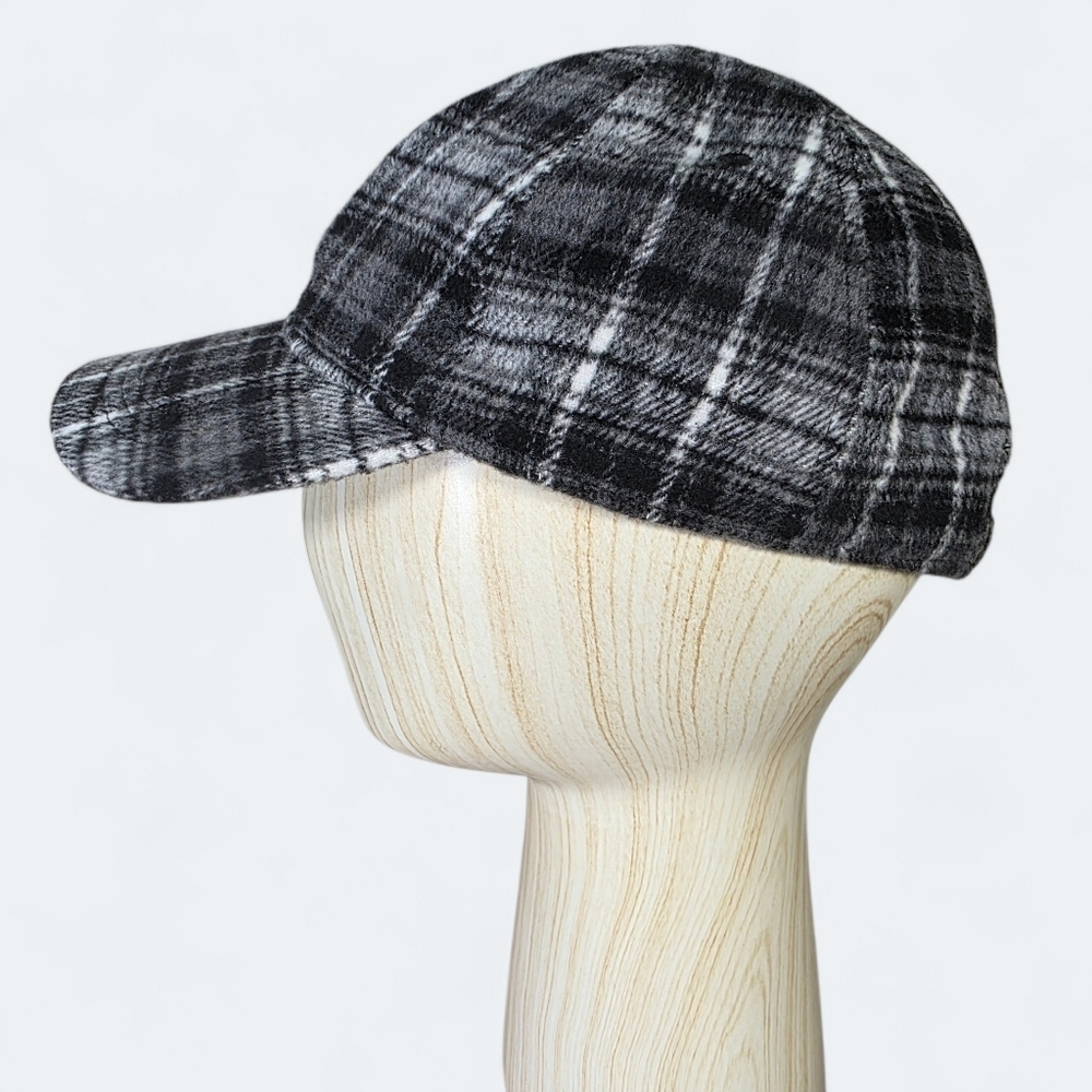 Old Navy Plaid Black and Gray Cap Women's One Size